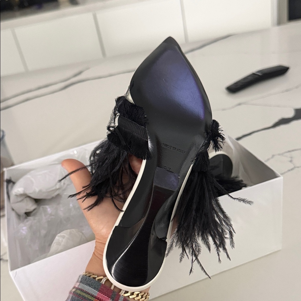 Tabitha Simmons Black Feathered White Mules - Picture 3 of 4